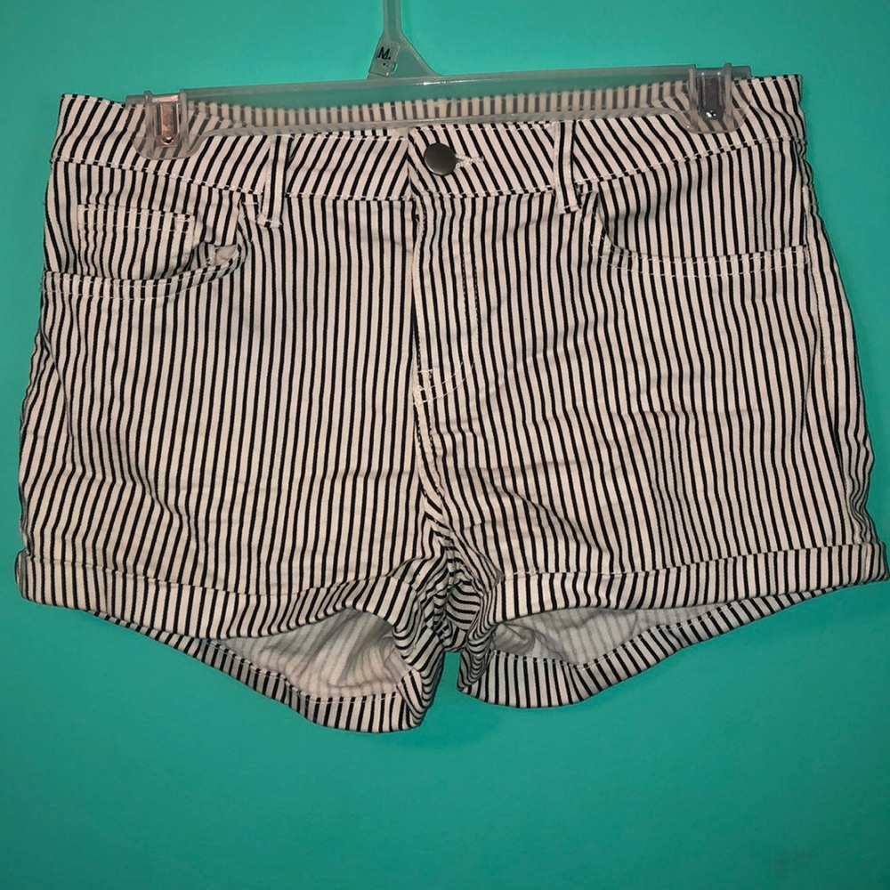 Striped Jean-like Short